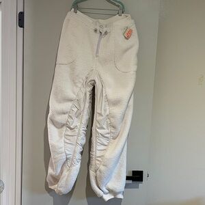 Free People Sundown Fleece Joggers NWT, Cream/Ivory, size small
